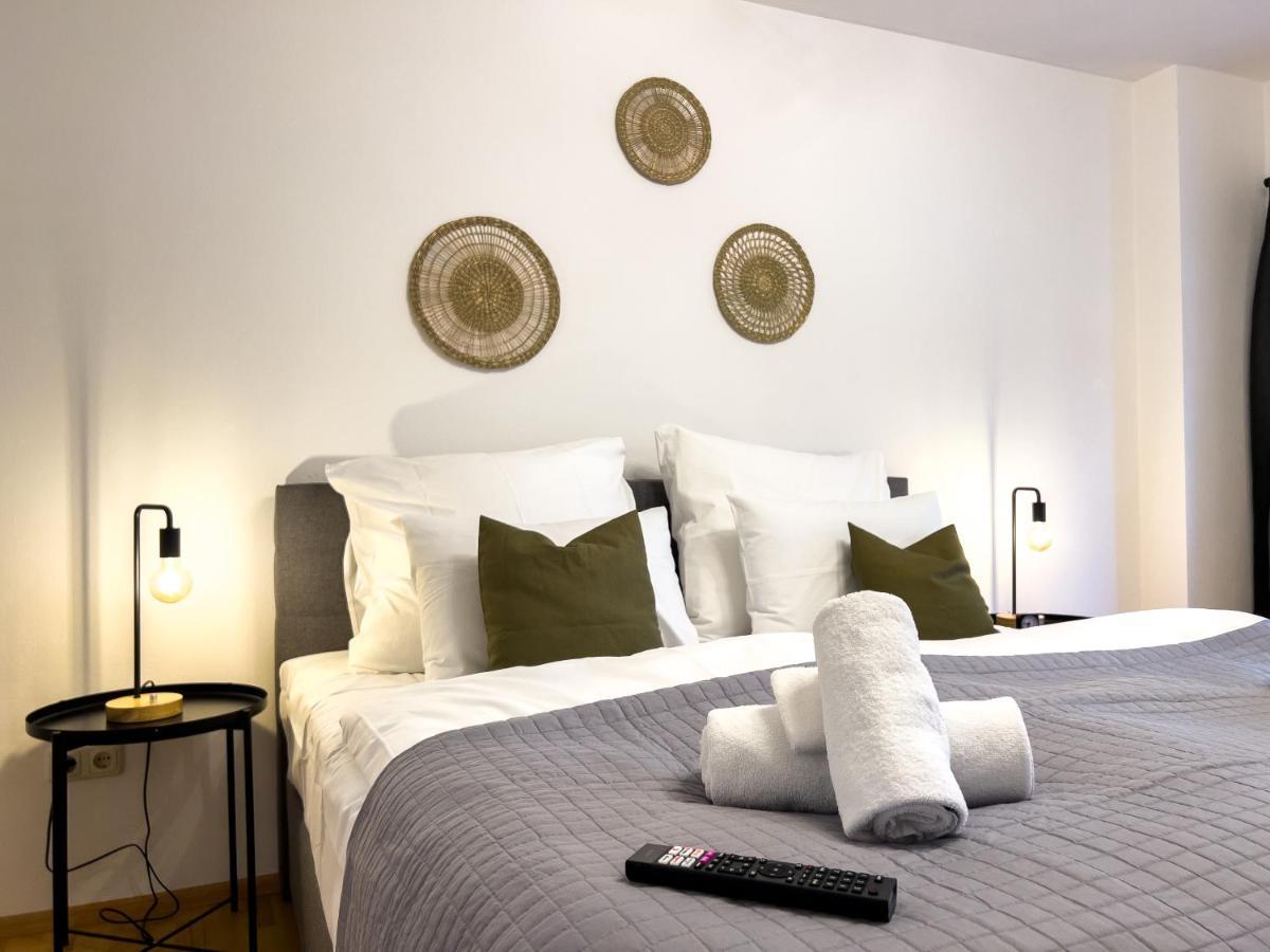 Apartment Stylische Zentrale Mit Kueche Und Parkplatz In Seitenstraße Deggendorf
